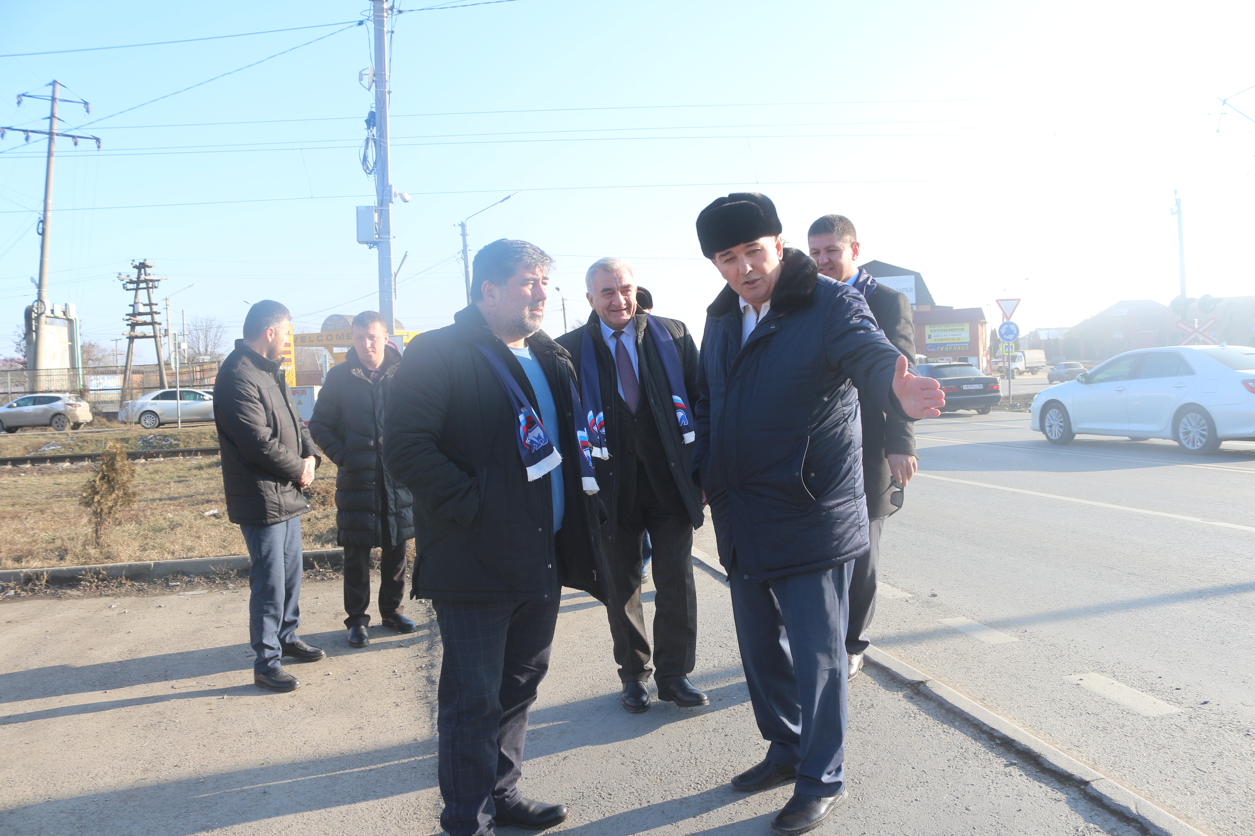 «Партийный десант» продолжает мониторинг объектов реконструкции в Назрани.